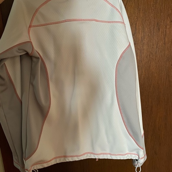 Cabela’s Jacket - Picture 5 of 5